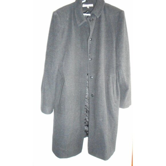 Vtg Harve Benard Black100% wool Overcoat lined - Picture 1 of 5